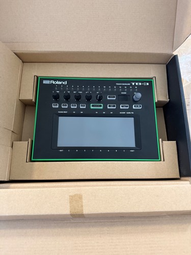 Roland touch bassline - tb-3,