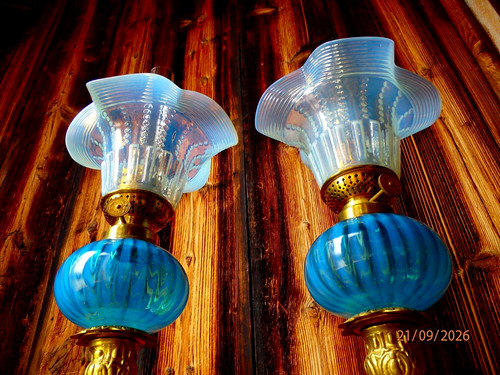 Une paire lampes à - une,