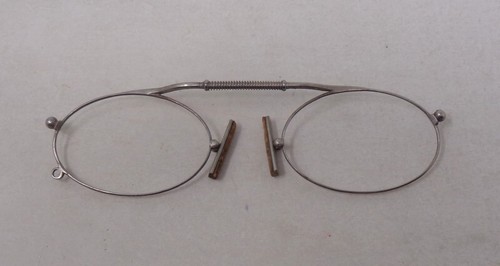 Ancienne lunettes extensible - ,