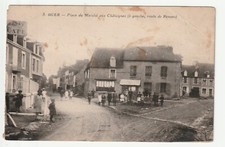 GUER - Morbihan - CPA 56 - Place du Marché aux Chataignes Route de Rennes
