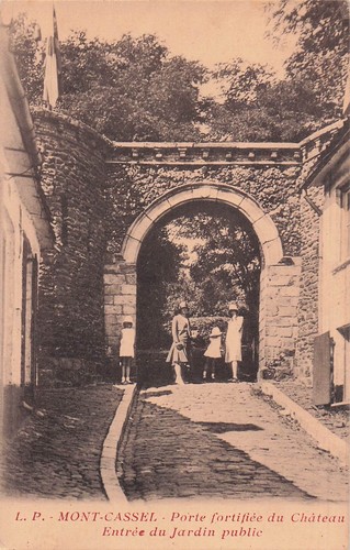 Mont cassel porte fortifiee - mont,