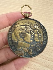 Médaille LL MM ALbert Et Elisabeth 1912