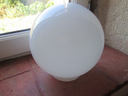 Boule globe opaline blanche - globe,