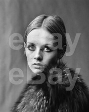 Photo Twiggy 10x8