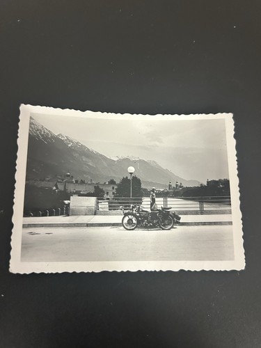 Photo moto ancienne - moto,