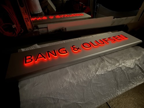 Bang olufsen o official - &, b&o