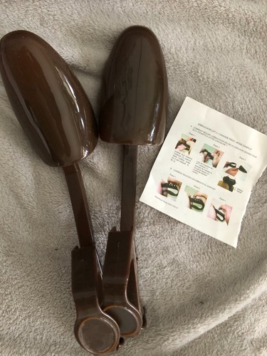 Paire embauchoir forme à - forme,