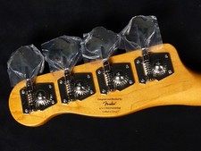 Squier by Fender Classic Vibe Telecaster Bass Vintage White