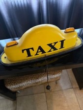 Enseigne de taxi lumineuse