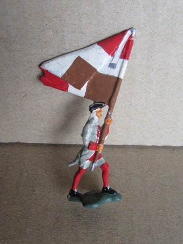 Plat etain soldat - plat,