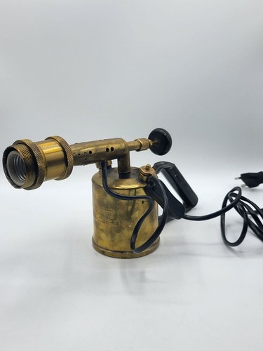 Ancienne lampe souder en - lampe,