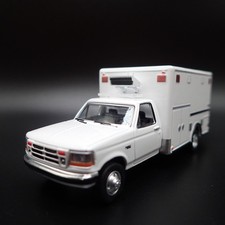 1992 92 FORD F350 AMBULANCE RESCUE TRUCK WHITE 1:64 SCALE DIECAST MODEL CAR