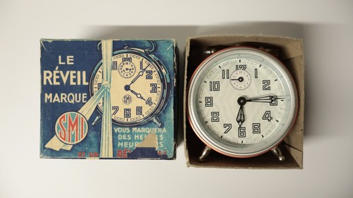 Ancien réveil mécanique - réveil,