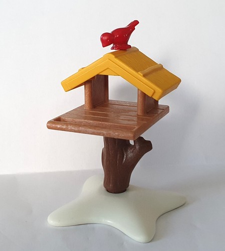 Nichoir sur pied avec oiseau - nichoir,