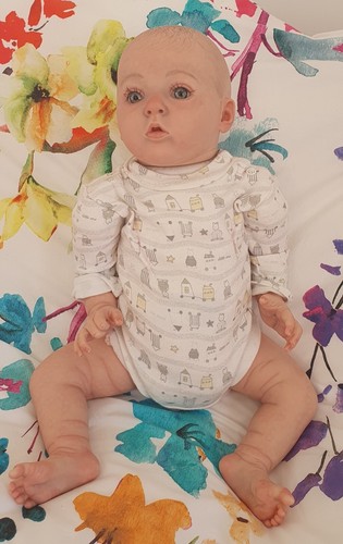 Bébé reborn réaliste - bébé,