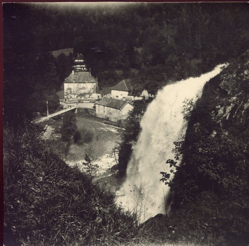 Photo ancienne cascade - photo,