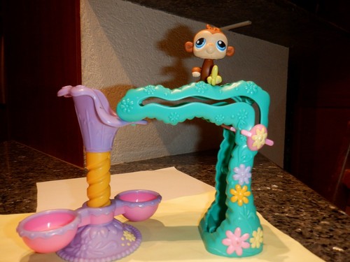 Littlest petshop aire jeux - littlest,