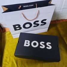 Boite BOSS avec un petite