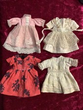 lot de 4 petites robes pour