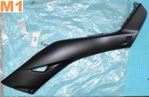 Carénage droite yamaha max - droite,