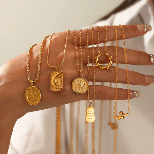 Collier vintage français