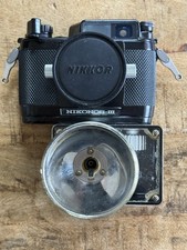 Nikon Nikonos III Underwater Camera Nikkor 35mm f/2.5 & Flash Bulb Flash