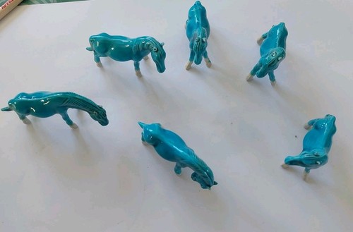 Petits chevaux porcelaine - petits,