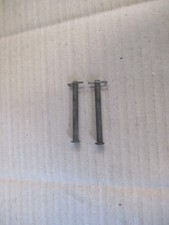 Axes de charnières de selle