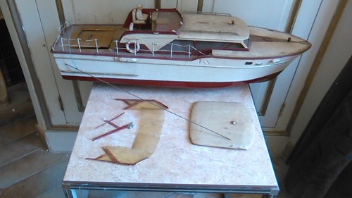 Bateau moteur bois - en,