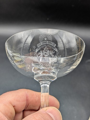 Superbe coupe champagne - à,
