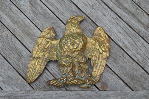 Aigle pour tambour - (attribut),