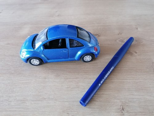 Voiture miniature métal - miniature, en