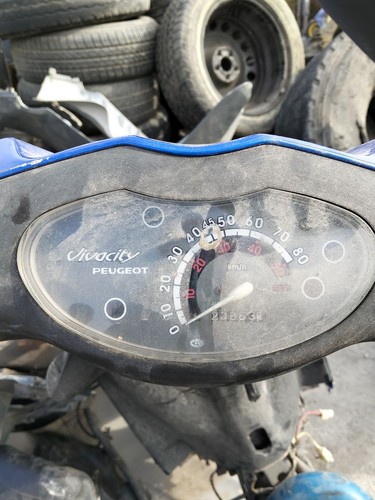 Compteur kilométrique peugeot - compteur,