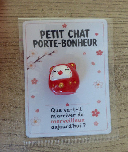 Mini chat porte‑bonheur