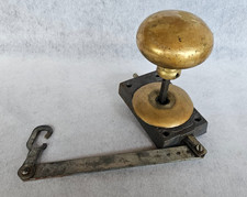 ANCIENNE POIGNEE RONDE EN