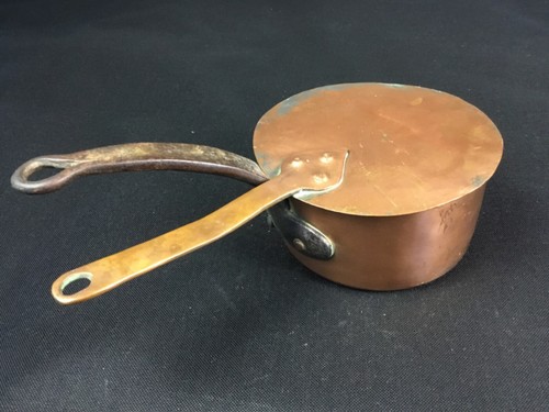 Casserole ancienne cuivre avec