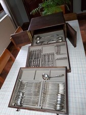 Ménagère 93 pièces de