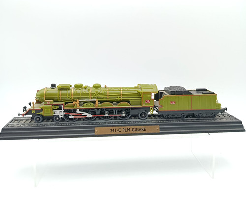 Train miniature locomotive - miniature,