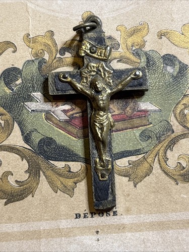 Ancien crucifix reliquaire - crucifix,