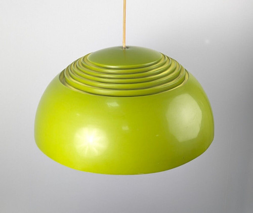 Suspension royal par arne - aj,