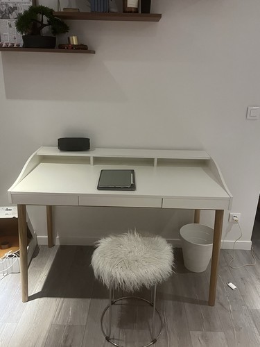 Woodman lindenhof bureau - lindenhof,