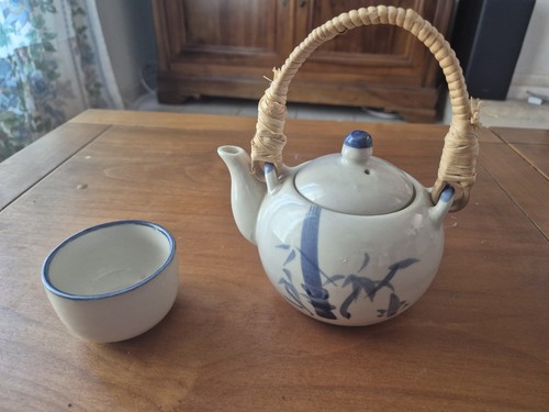Théière tasse assortie - tasse,