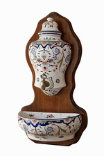 Fontaine murale faïence