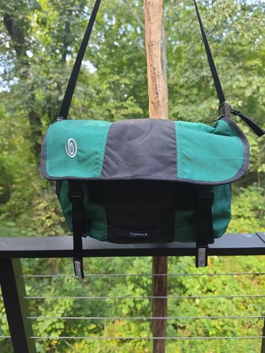 Vintage timbuk2 made san - in,