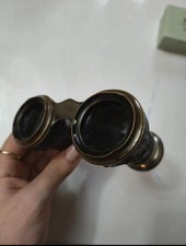 Jumelles de théâtre