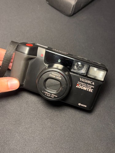 Yashica zoomtec 35mm point - yashica,