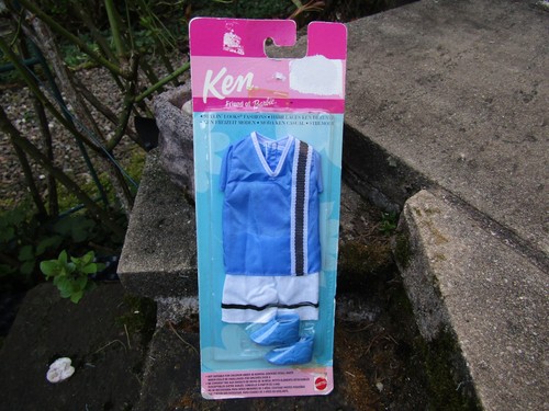 Tenue sous blister ancienne - tenue,