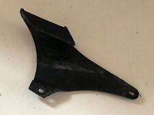 UN CACHE CHAINE CARTER MOTO