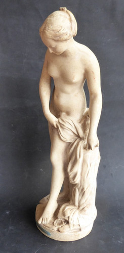 Ancienne statue plâtre - statue,
