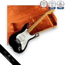 Corps en aulne Fender American Vintage 57 Stratocaster noir 2004 manche érable